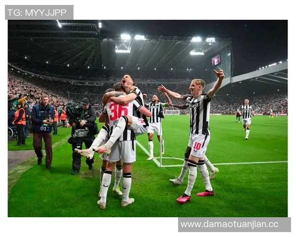 英超球队违规:讨论英超球队的违规事件及其后果