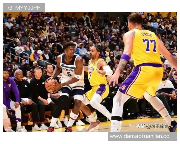 湖人123-115开拓者 球员评价:3人满分,5人及格,克内克特低迷