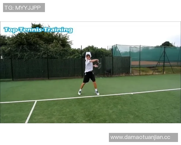 提高网球技术的关键技巧与训练方法全解析助你迅速提升比赛水平