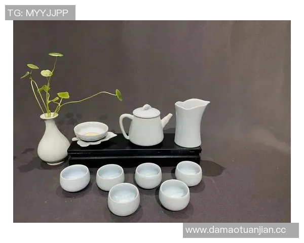 茶具文化的传承与创新探讨：从传统工艺到现代设计的融合与发展